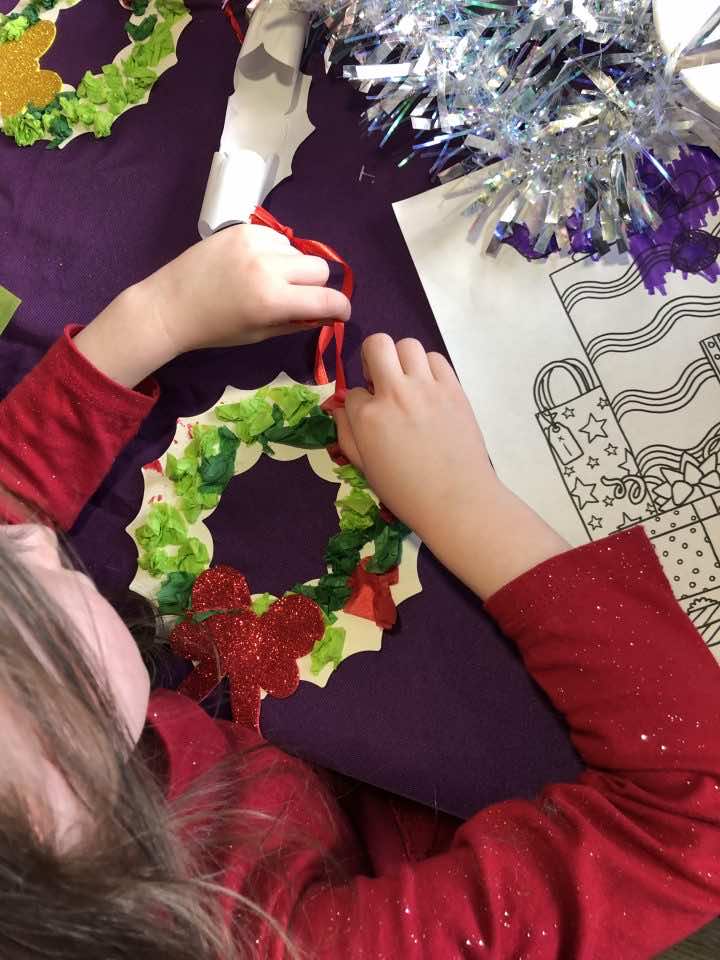 wreath crafting 