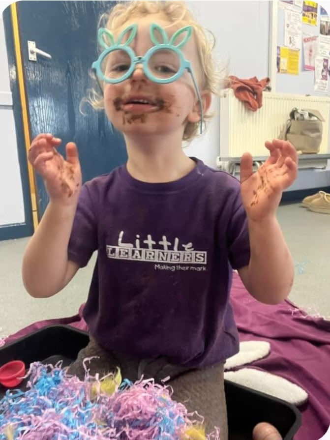 Little Learners Aire Valley Messy Play Class